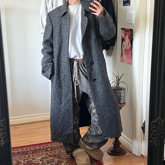 SOLD vintage 80s 100% wool coat 🍒 - Picture 1 of 7